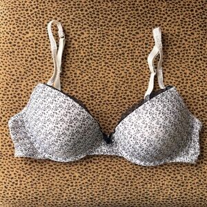 Gilligan & O’Malley Black Floral Bra